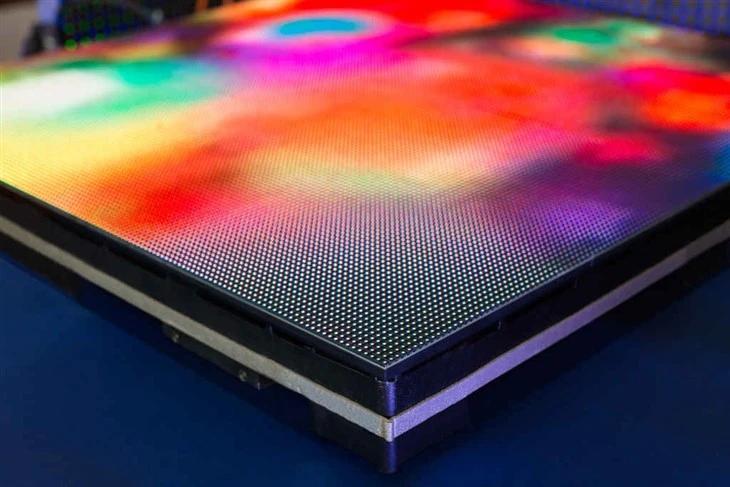 LED-Bodenpaneele